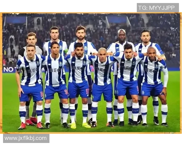 巴拿马足球明星的崛起与国家足球发展的故事探讨