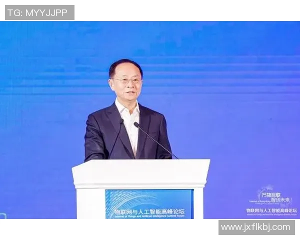 重庆足球队转型之路的挑战与机遇探索特别报道