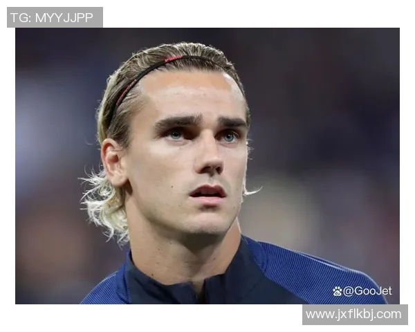 街头采访足球明星颜值评比谁是最帅的球场英雄