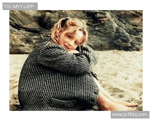 足球明星的超模妻子们美丽瞬间大合集展现魅力与风采